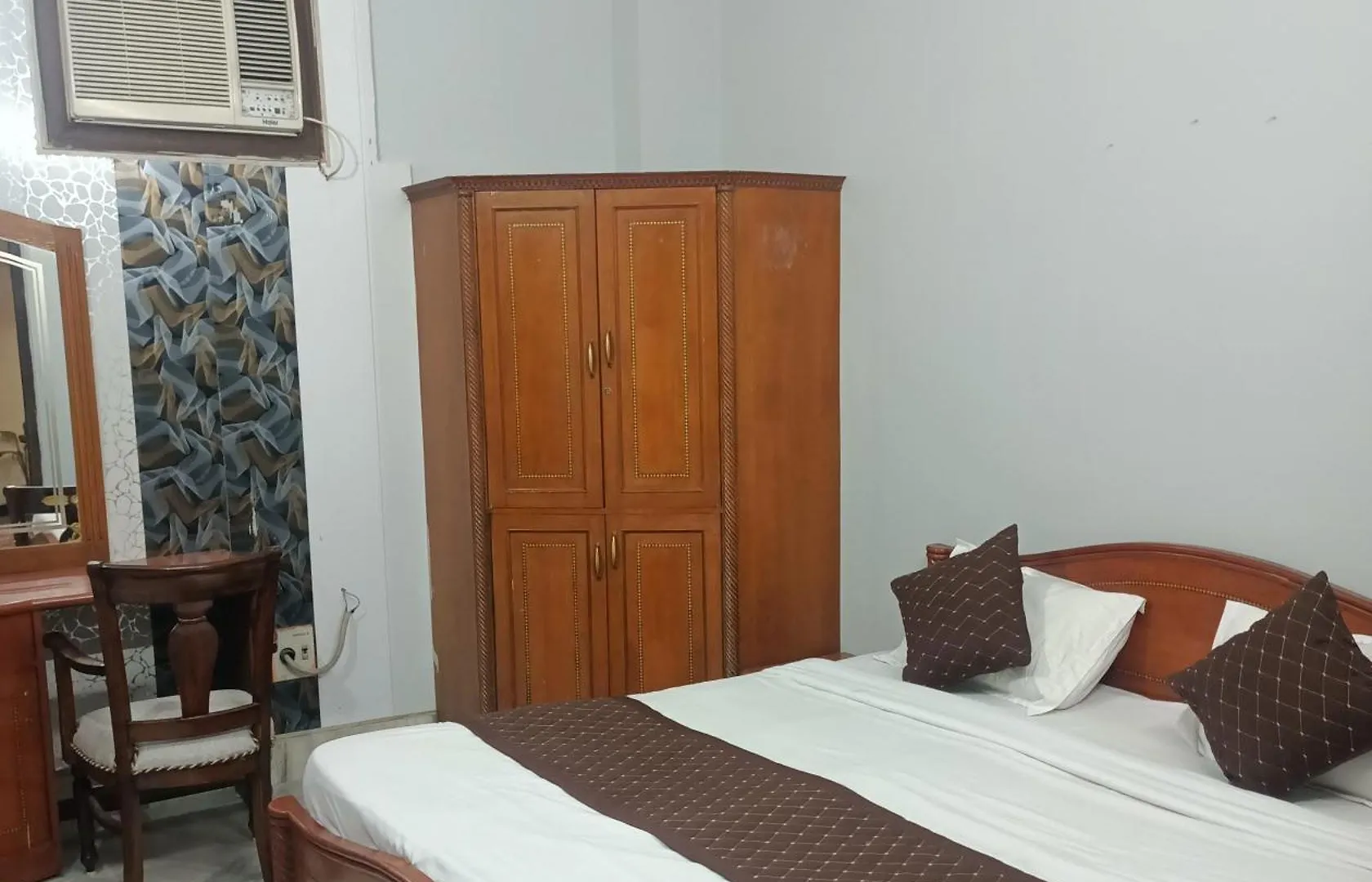 Hotel Riz Varanasi 3*,  India