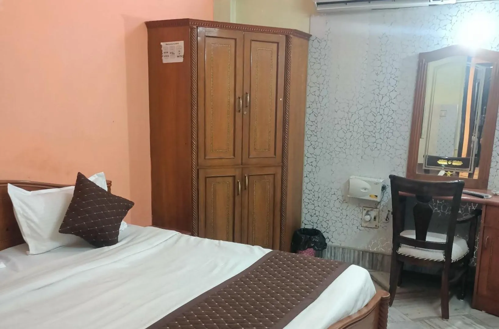 Hotel Riz Varanasi